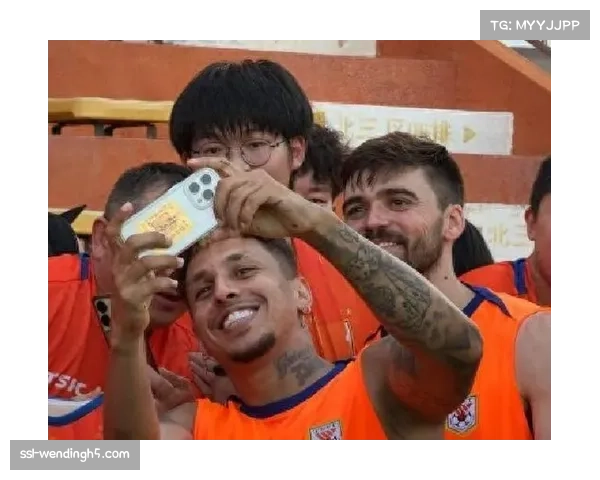 克雷桑、泽卡参加泰山合练，外援状态良好